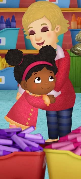 lady elaine daniel tiger.
